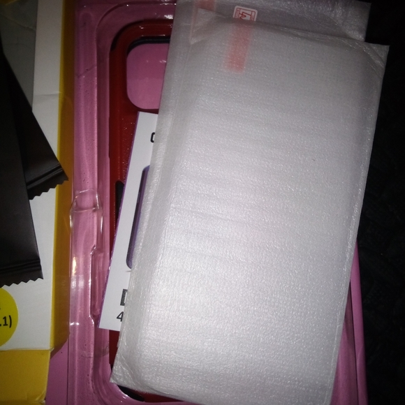 Adventurer Heavy Duty Drop Plus IP 12 (6.1) Phone Case - Picture 4 of 5